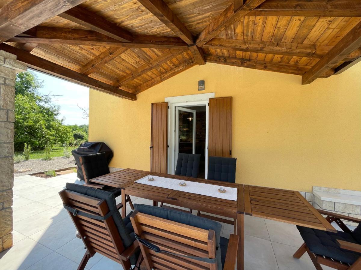 Villa Berto Nedeščina Екстериор снимка