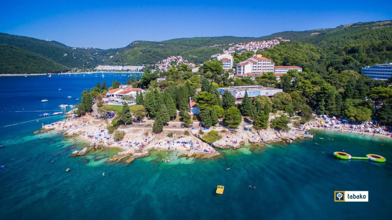 Villa Berto Nedeščina Екстериор снимка